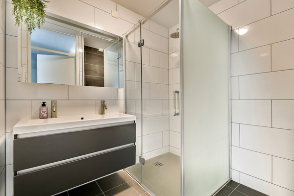 Medium property photo - Henegouwenstraat 60, 1066 DG Amsterdam